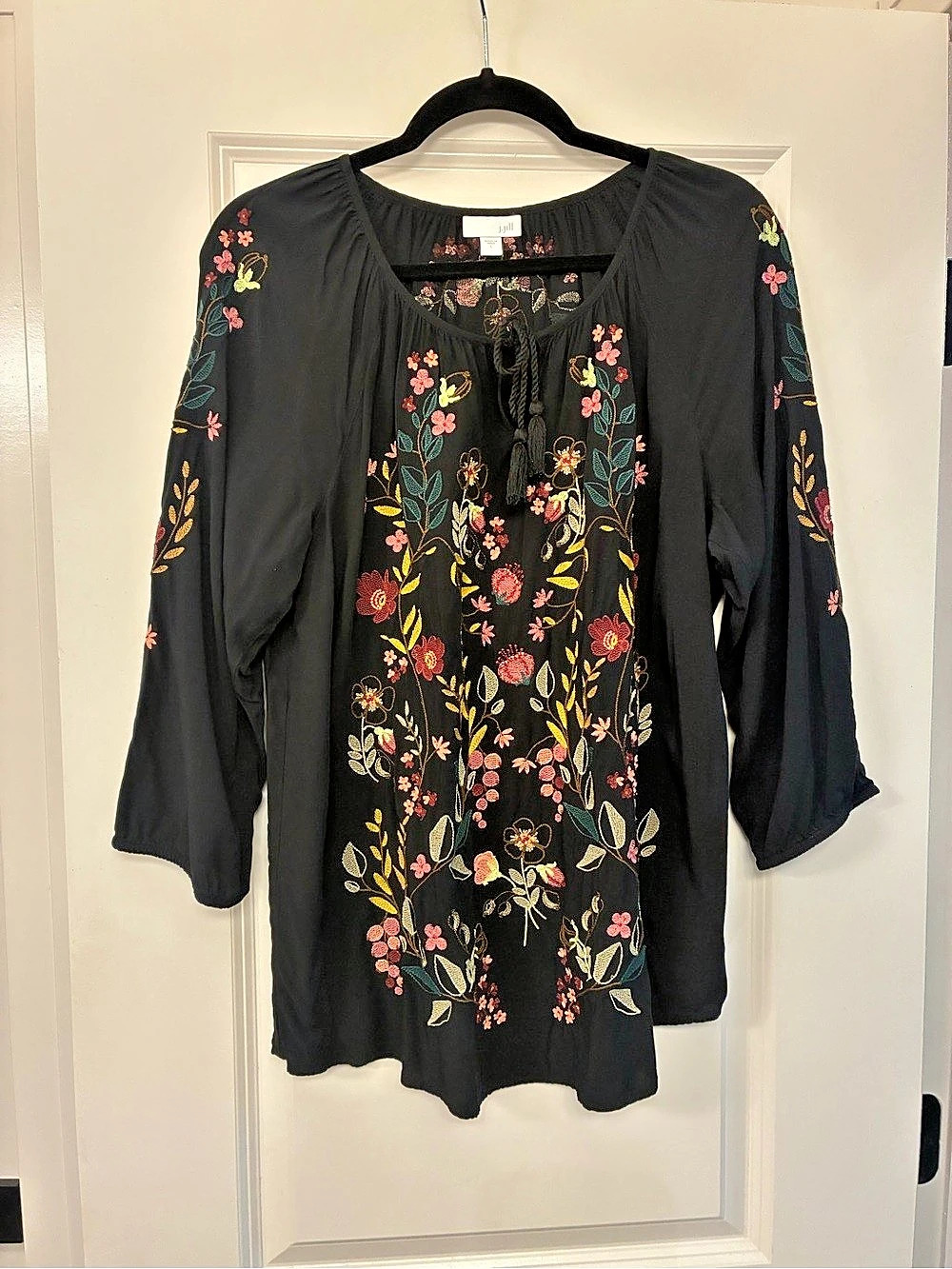 J.jill Floral-Embroidered Peasant Top Floral Black Tunic Size Large